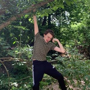 Champion all over logo tee